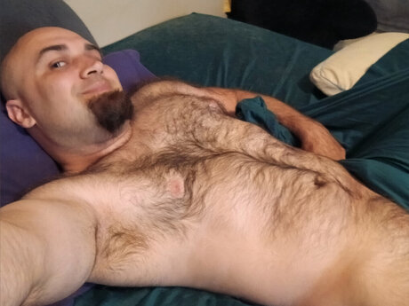 Nøgent lækket OnlyFans-billede af Bearlyconscious