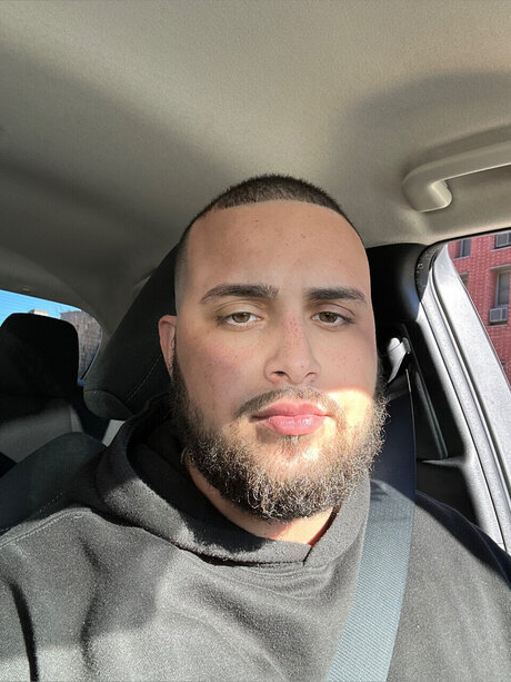 Nahá fotka uniklých OnlyFans od Chris