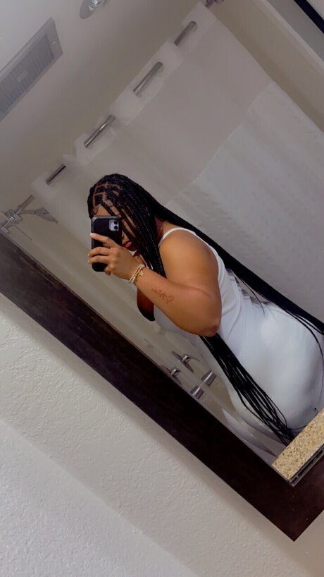 Photo nue de fuite OnlyFans de Unique