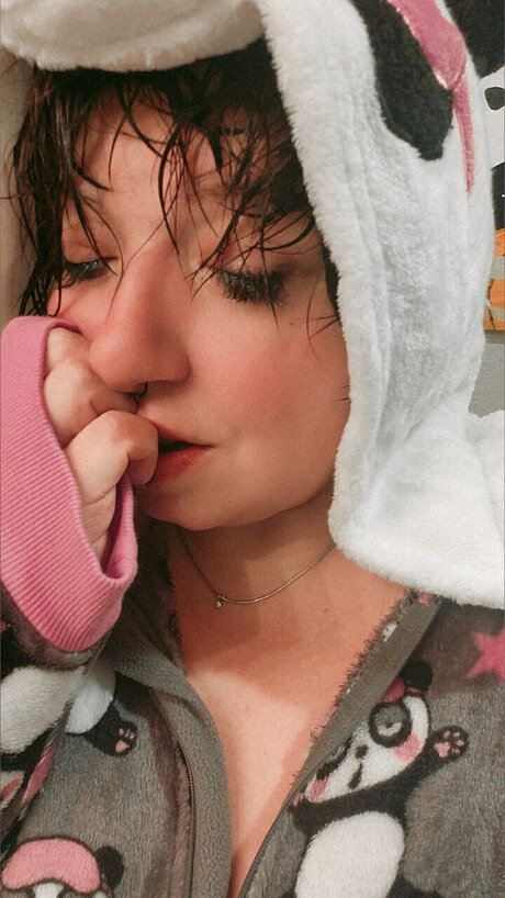 Naakte gelekte OnlyFans-foto van Eden