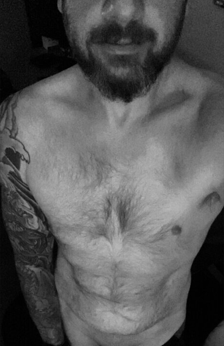 Foto desnuda filtrada de OnlyFans de Fro