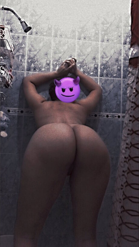 Photo nue de fuite OnlyFans de Kuronekoyouwife