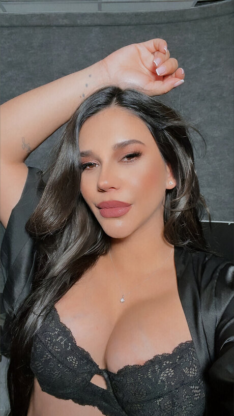Alaston vuotanut OnlyFans-kuva Mysexyworld