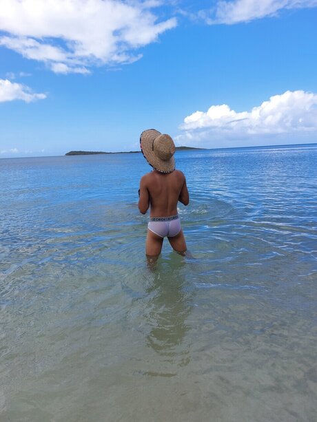 Обнаженная фотография утечки OnlyFans от Carlos