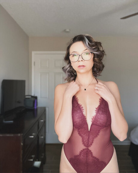 Alaston vuotanut OnlyFans-kuva Lulu 
