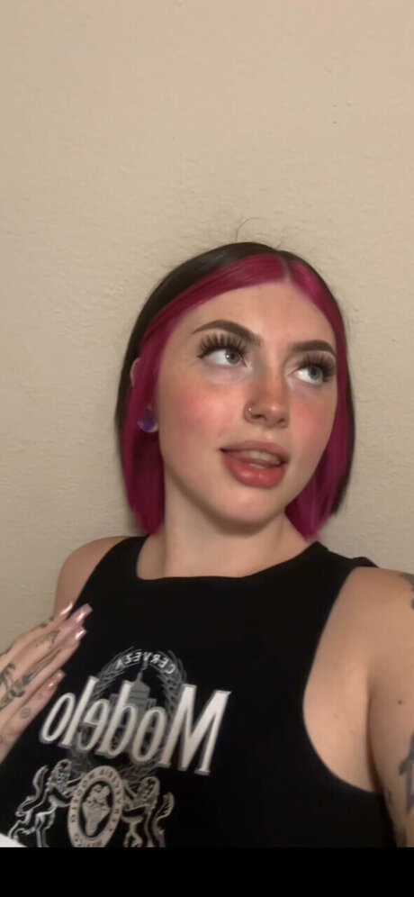 Alaston vuotanut OnlyFans-kuva Riah 