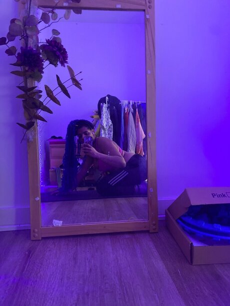 Photo nue de fuite OnlyFans de Juicyphx