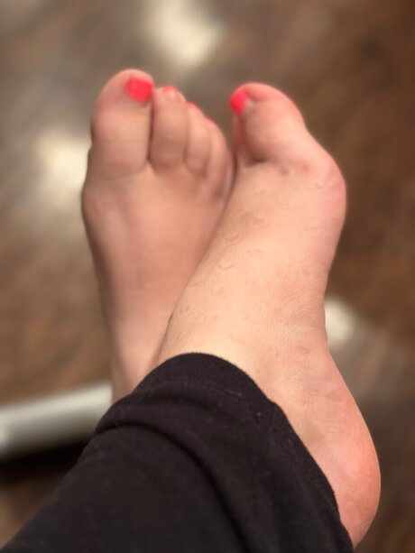 Dazzlingfeets OnlyFans