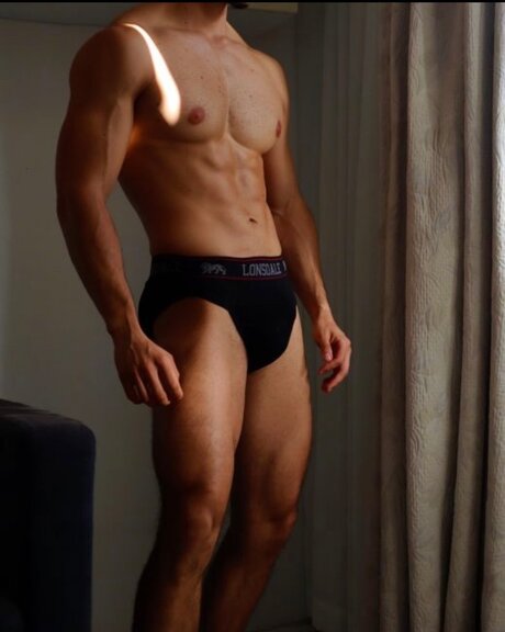 Naakte gelekte OnlyFans-foto van Underwearsocks