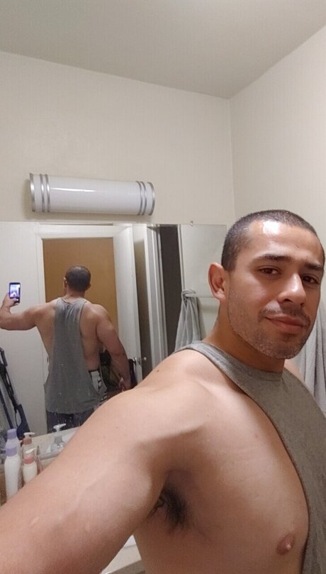 Nagie wyciekłe zdjęcie OnlyFans od Chris Gutierrez