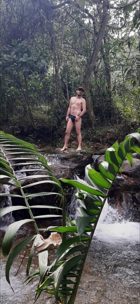 Naken läckt OnlyFans-bild av Alex