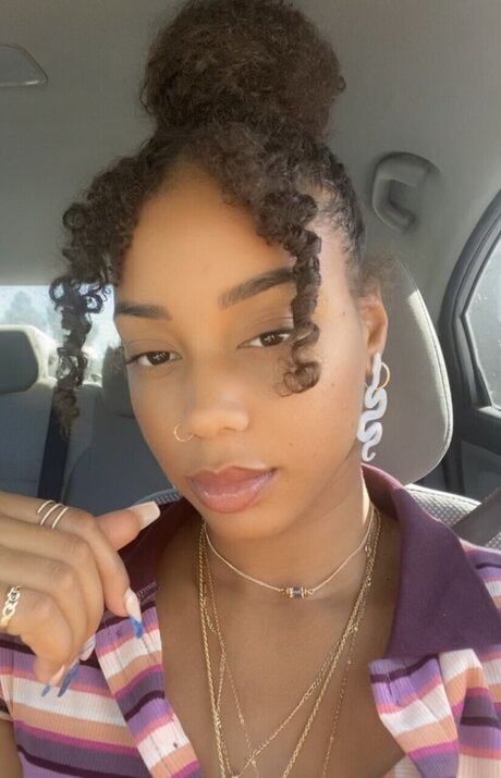 Photo nue de fuite OnlyFans de Makaela