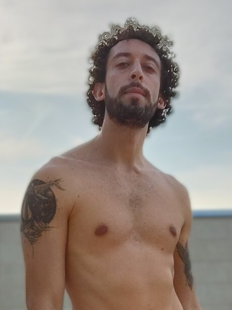 Foto desnuda filtrada de OnlyFans de Gustavo Torres