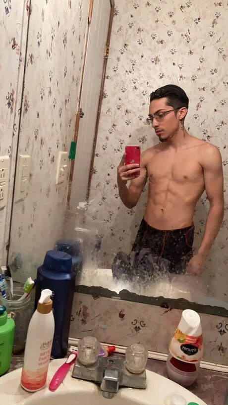 Nagie wyciekłe zdjęcie OnlyFans od Miguel Esquivel