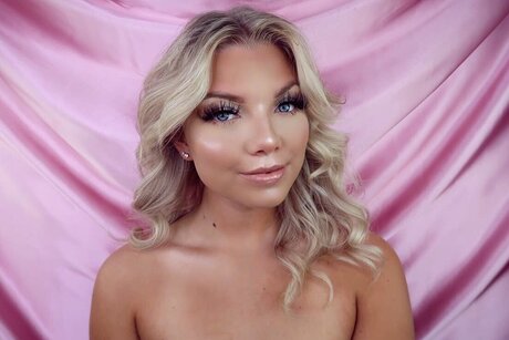 Naakte gelekte OnlyFans-foto van Vanessa