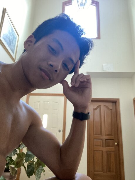 Nahá fotka uniklých OnlyFans od Bernard