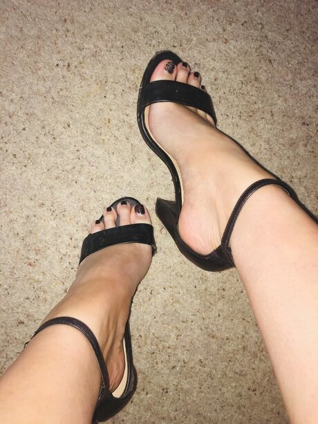 Caitlincumsxxx