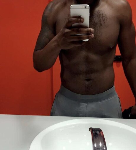 Foto di nudo di fuga di OnlyFans di Reeper