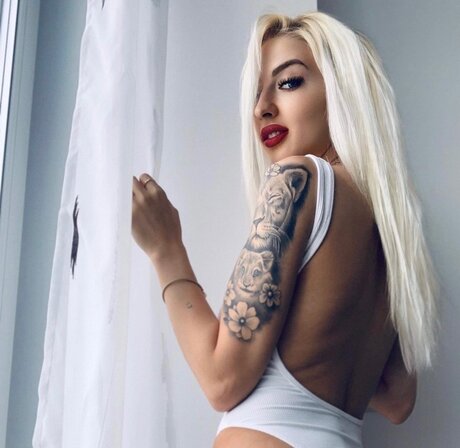 Обнаженная фотография утечки OnlyFans от Babi