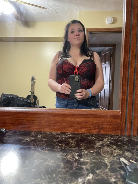 Foto nua vazada do OnlyFans de Nikki