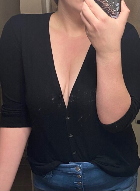 Naken läckt OnlyFans-bild av Opal Oasis