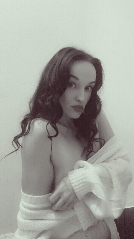 Alasti lekkinud OnlyFans-i pilt Steph