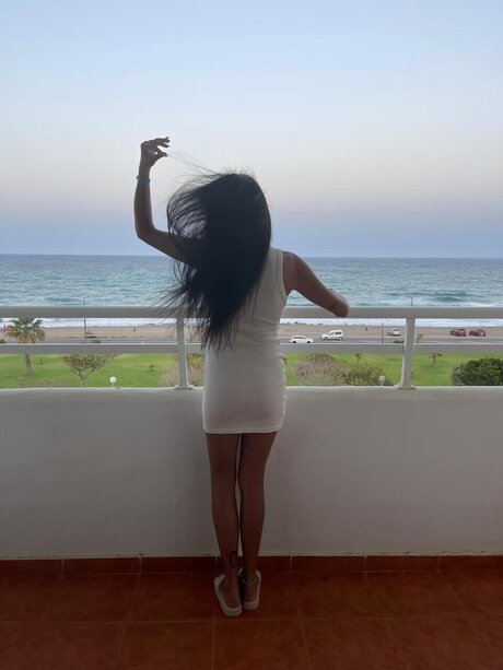 Naken läckt OnlyFans-bild av Arya