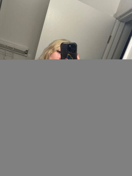 Naken läckt OnlyFans-bild av Heyk