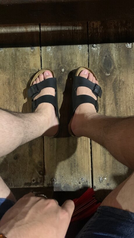 Nagie wyciekłe zdjęcie OnlyFans od Happy Feet X