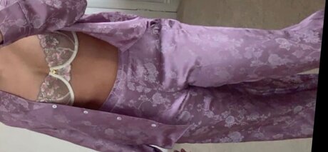 Foto desnuda filtrada de OnlyFans de Itslll