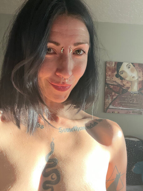 Foto di nudo di fuga di OnlyFans di Littlemissmagik