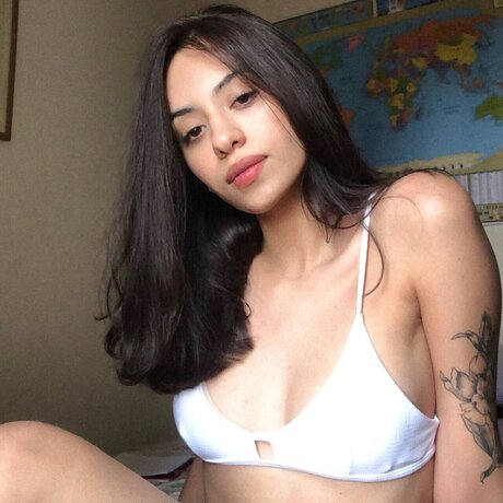Nacktes geleaktes OnlyFans-Foto von Angelica