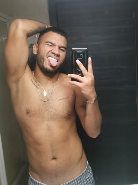 Quiquesnu OnlyFans 유출 누드 사진