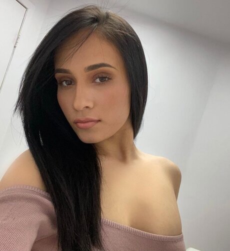  OnlyFans 유출 누드 사진