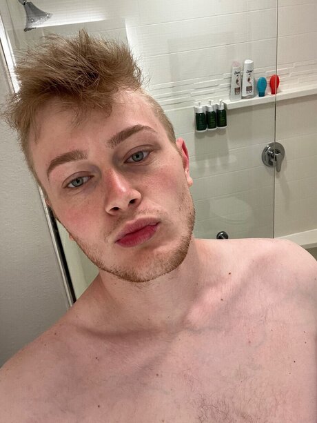 Naken läckt OnlyFans-bild av J 