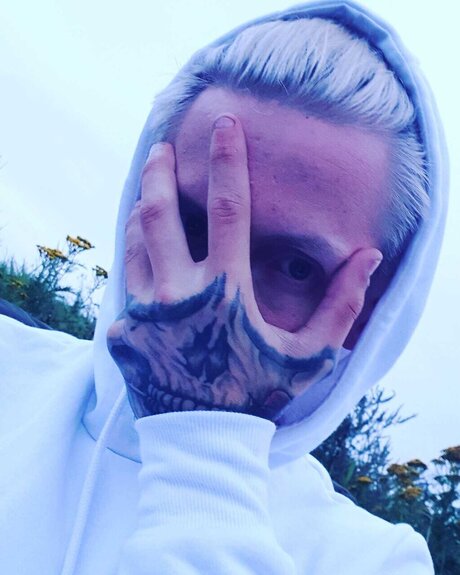 Alasti lekkinud OnlyFans-i pilt Fxckabbxtt