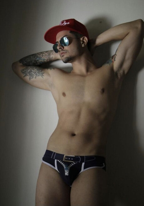 Foto nua vazada do OnlyFans de Andrew