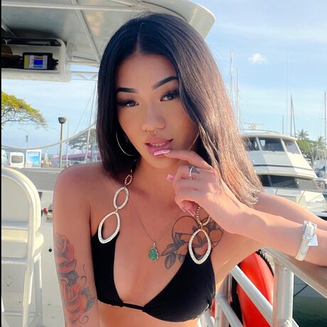 Naken läckt OnlyFans-bild av 