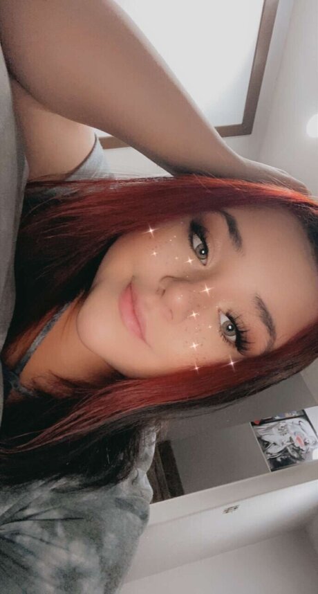 Naken läckt OnlyFans-bild av Harmony Korinne