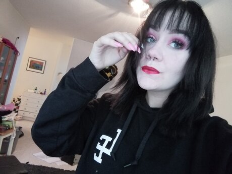 Naken läckt OnlyFans-bild av Henna