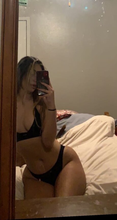 Nagie wyciekłe zdjęcie OnlyFans od Gabriellaaa