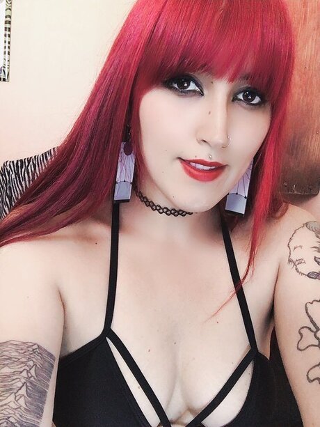 Обнаженная фотография утечки OnlyFans от Cerisehood