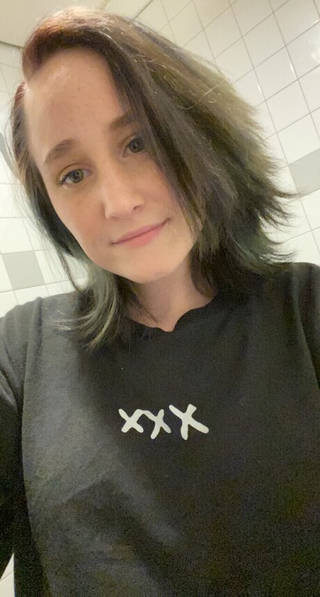 Naken läckt OnlyFans-bild av Babymamma69