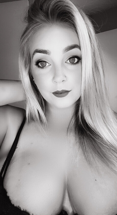 Nacktes geleaktes OnlyFans-Foto von Chelsea