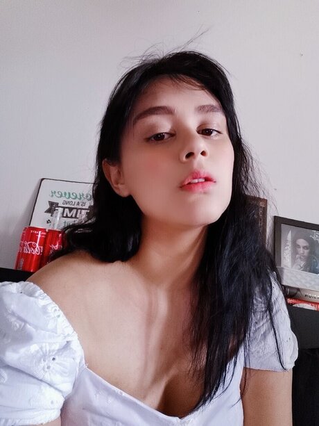 Alaston vuotanut OnlyFans-kuva Holymoly93