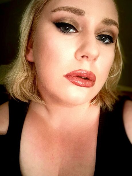 Naken läckt OnlyFans-bild av Nicole
