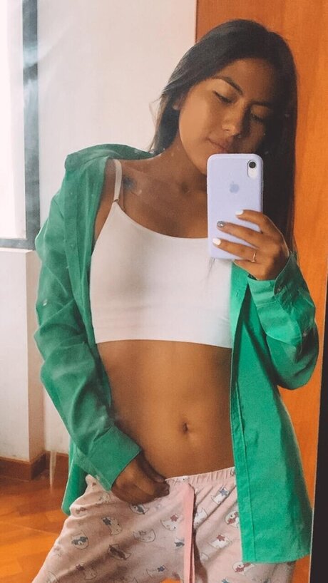 Naakte gelekte OnlyFans-foto van Gabriela De Maria