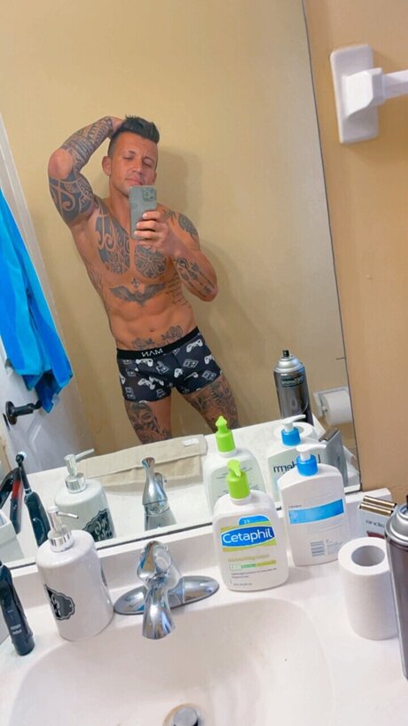 Nagie wyciekłe zdjęcie OnlyFans od Leonardo Noda