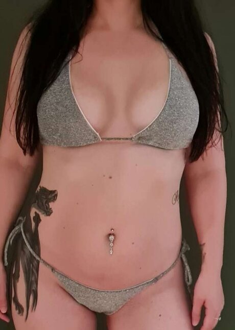 Naken läckt OnlyFans-bild av Norwegianfootfetish