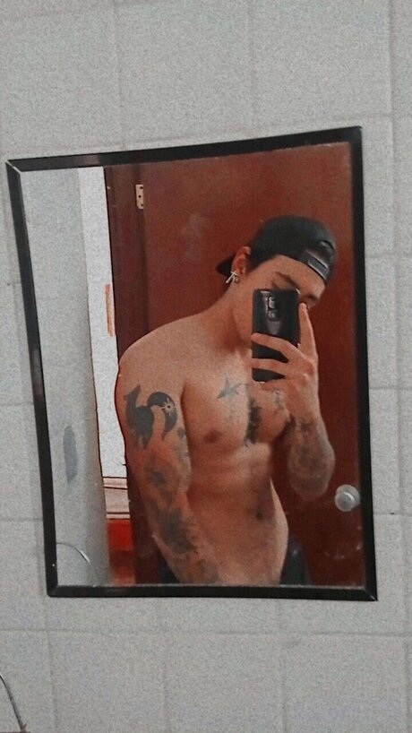 Foto nua vazada do OnlyFans de Torres